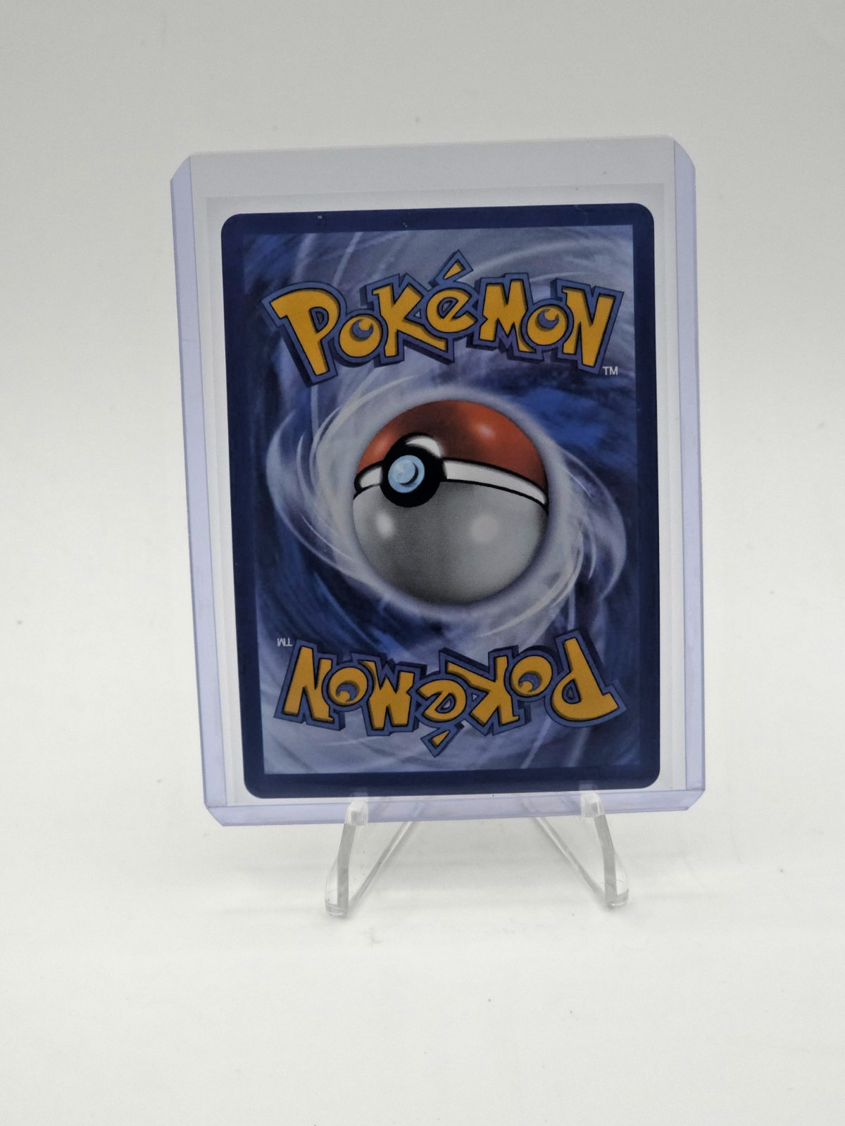 Silvally 095/084 Me05: Pitch Black Holo
